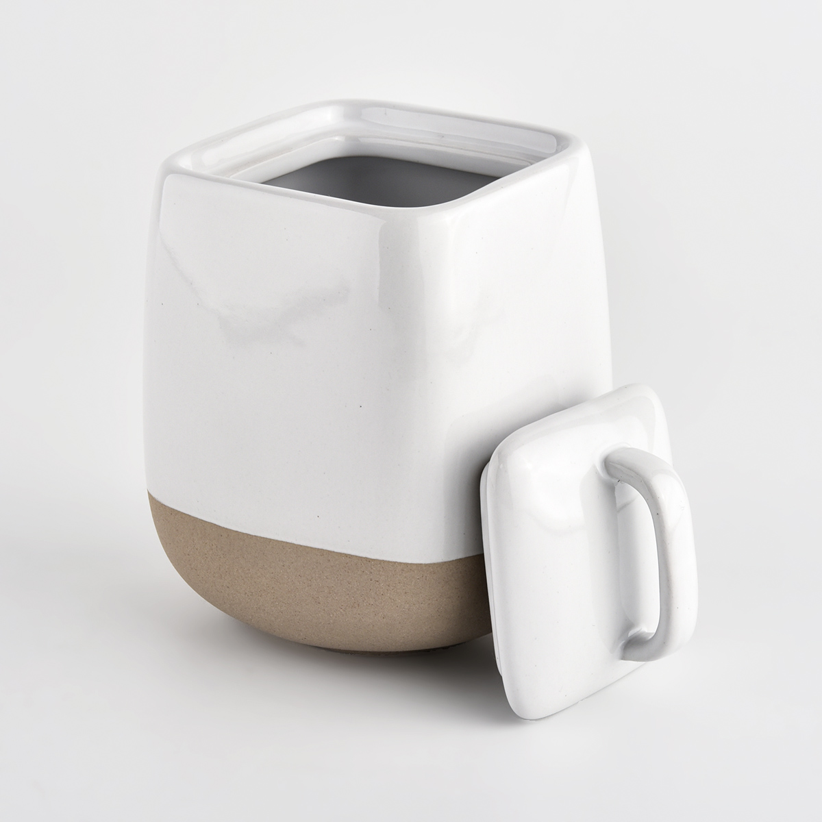 Custom Stoneware Candle Vessel With Lids Wholesale