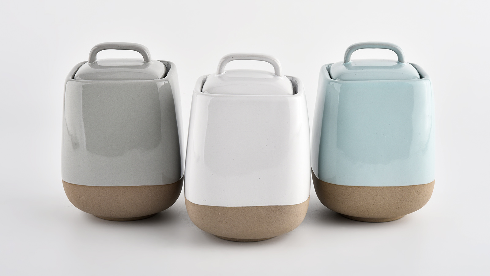Custom Stoneware Candle Vessel With Lids Wholesale