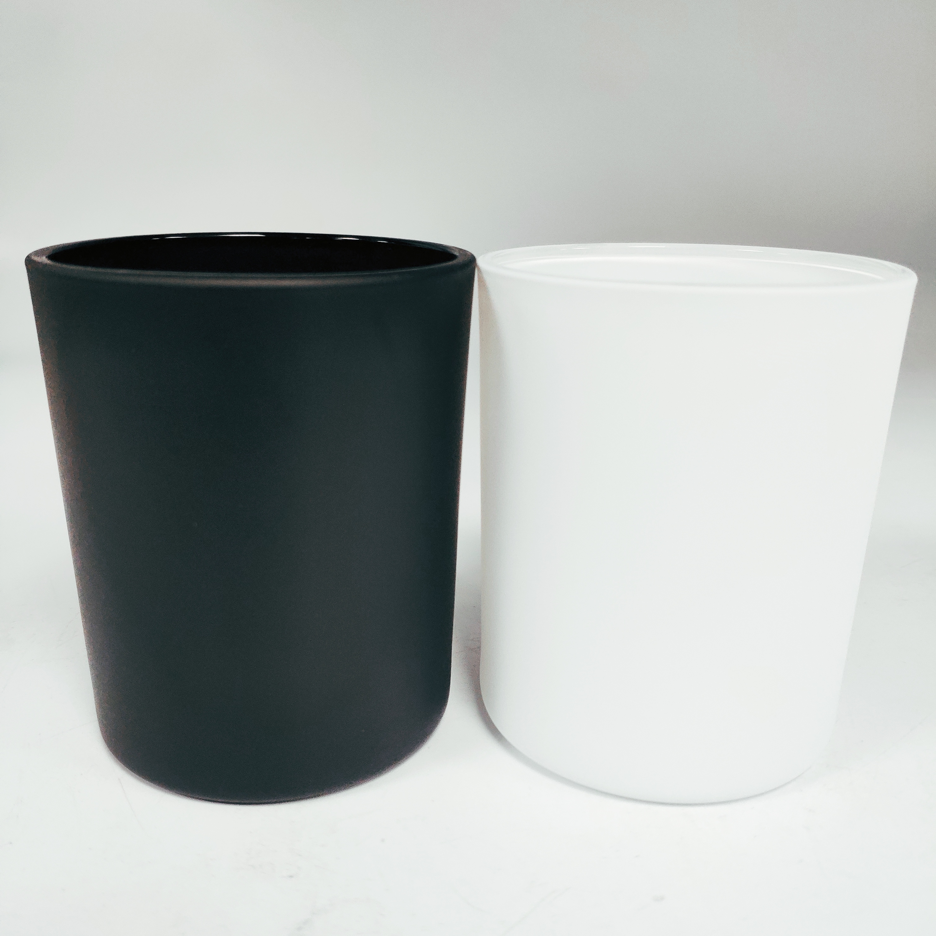 classic empty white and black glass candle holders wholesale