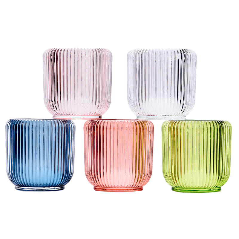 Düğün için yeni tasarım 8 oz dikey çizgi cam mumlukta toptan özelleştirilmiş renk