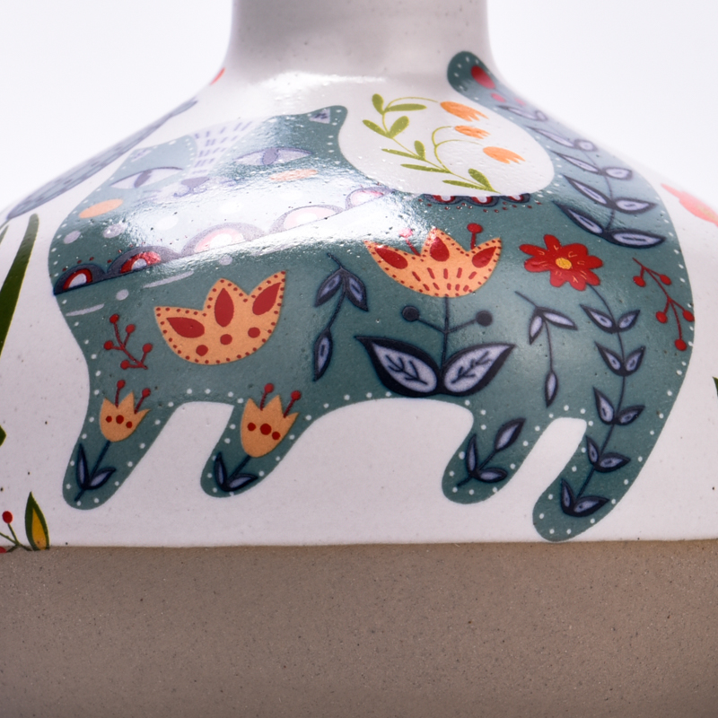 Luxury multi-color cat pattern ceramic aromatherapy bottle Luxury multi-color cat pattern ceramic aromatherapy bottle