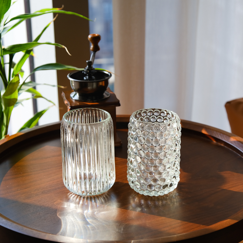 Wholesale vertical stripe glass candle vessel