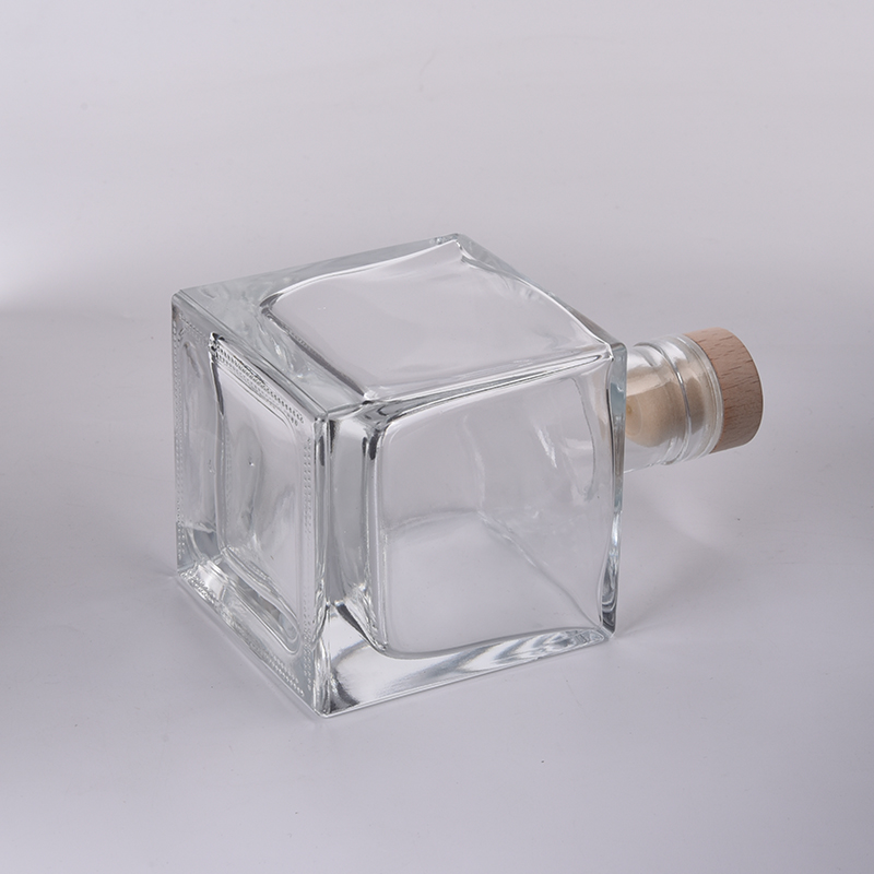 hot sales square glass diffuser bottle 