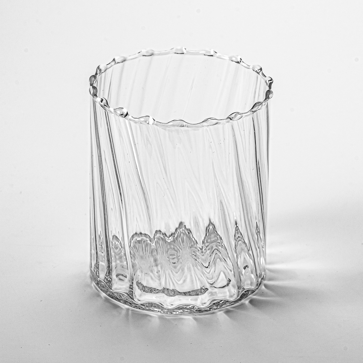 Wholesale clear striped glass candle jars for home decoration