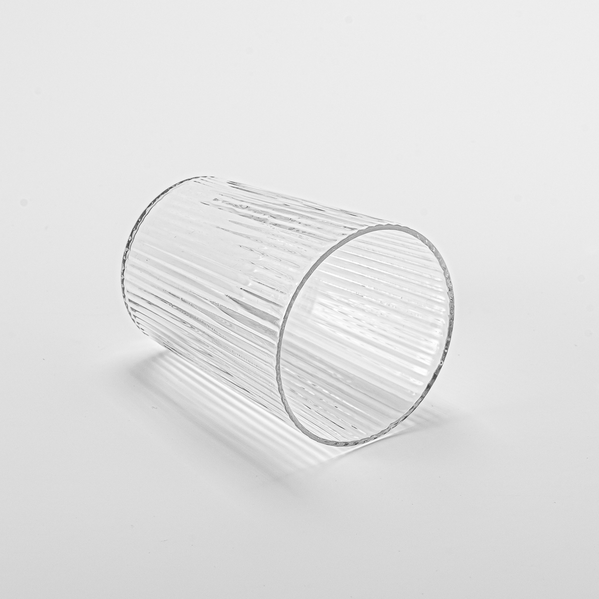 Luxury custom striped clear glass candle jar for home decor Luxury custom striped clear glass candle jar for home decor