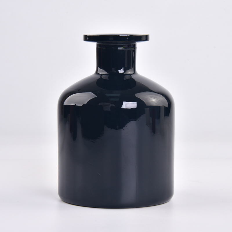Custom Transparent color Glass Diffuser Bottles Wholesale