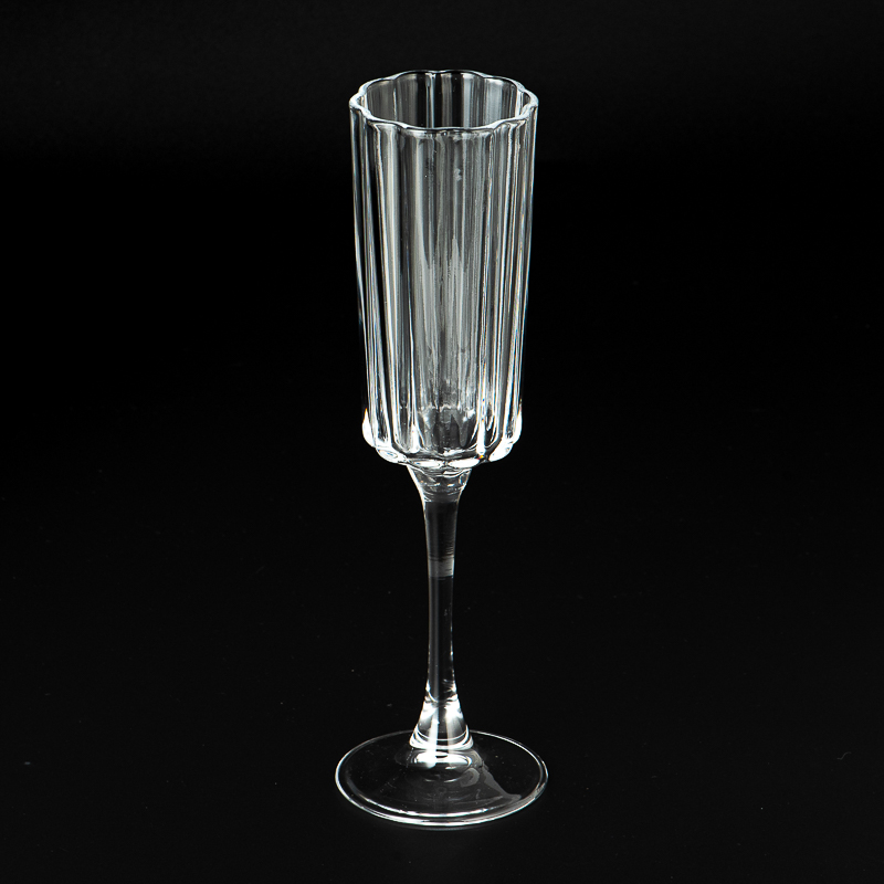 テーブルデコレーションリブ付きガラスキャンドルカップ