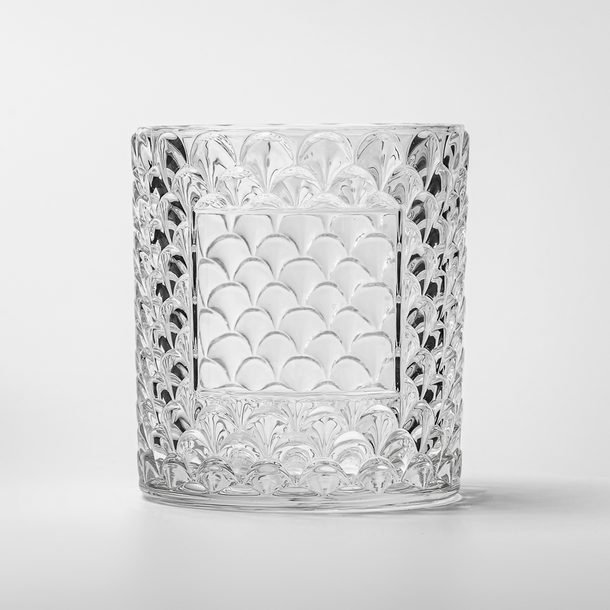 Unique Squama Surface Glass Jar Scented Candle Holder Supplier Unique Squama Surface Glass Jar Scented Candle Holder Supplier
