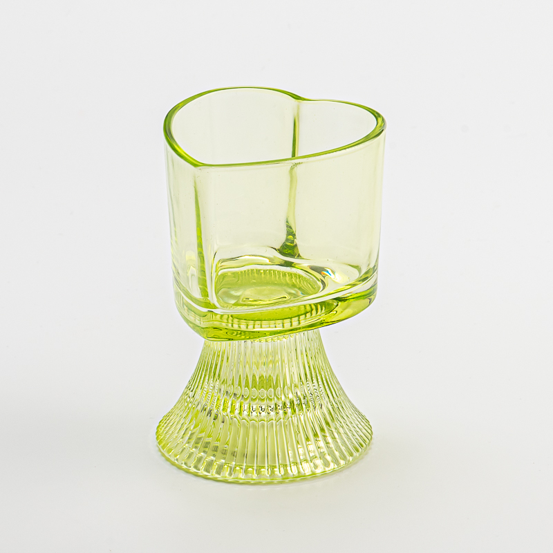 Popularne prezenty na Walentynki w przezroczystym szklanym słoiczku na świecę o pojemności 170 ml w kształcie serca