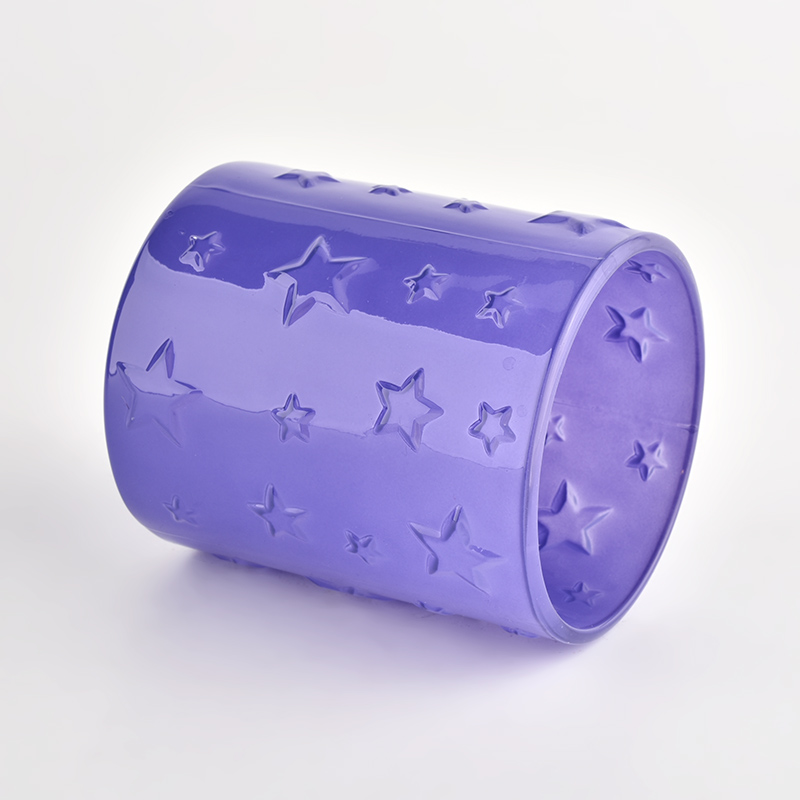 চীন এমবসড স্টার প্যাটার্ন সহ বেগুনি কাচের মোমবাতি ধারক নির্মাতা