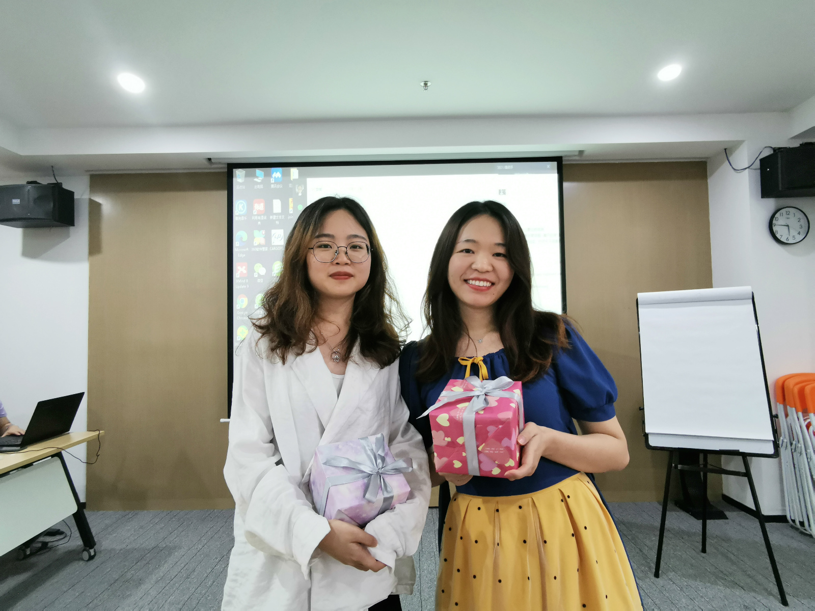 Economy shenzhen air shipping agent to USA