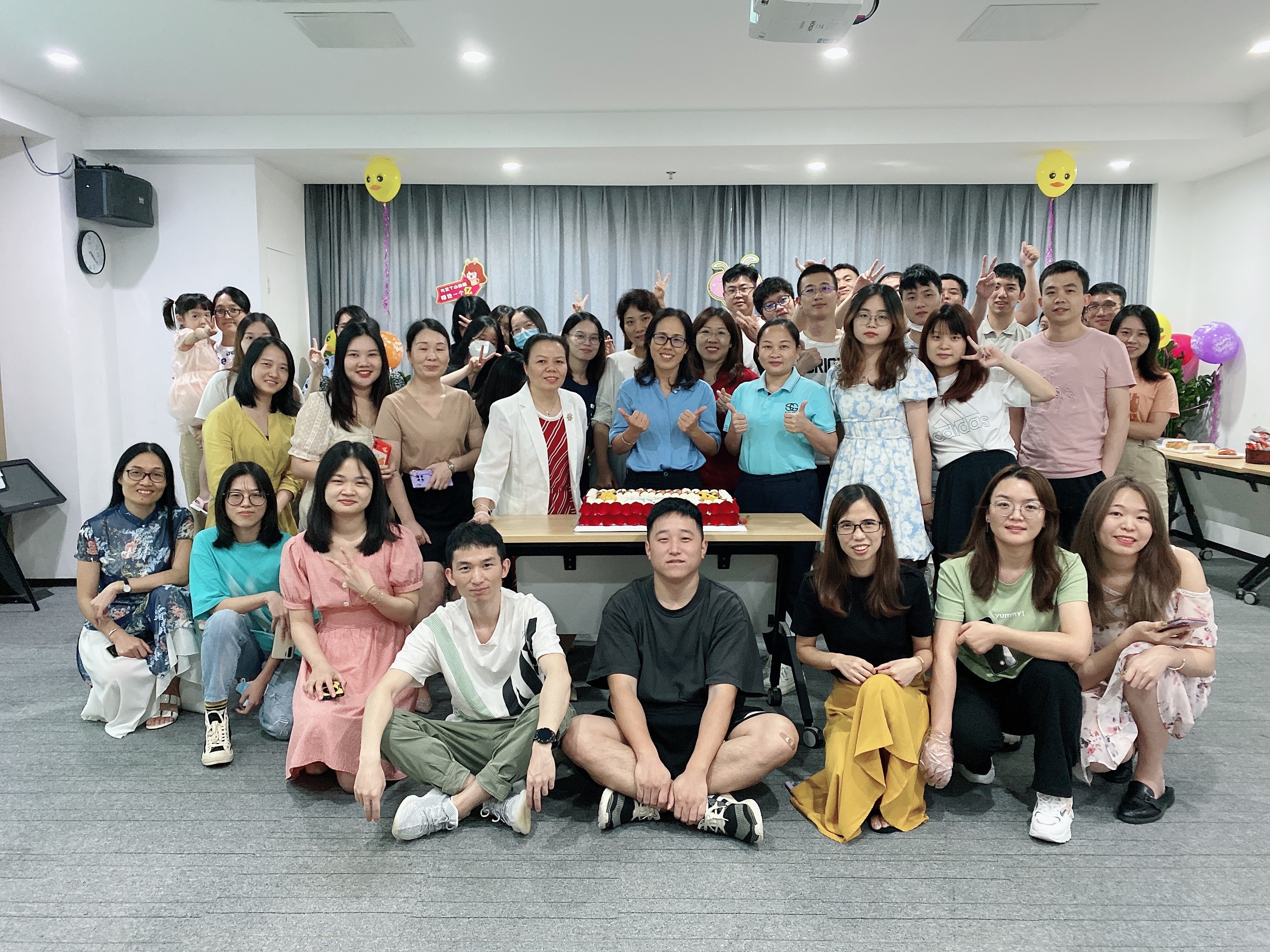 Serviços de envio da China para a Polônia transporte marítimo de mercadorias