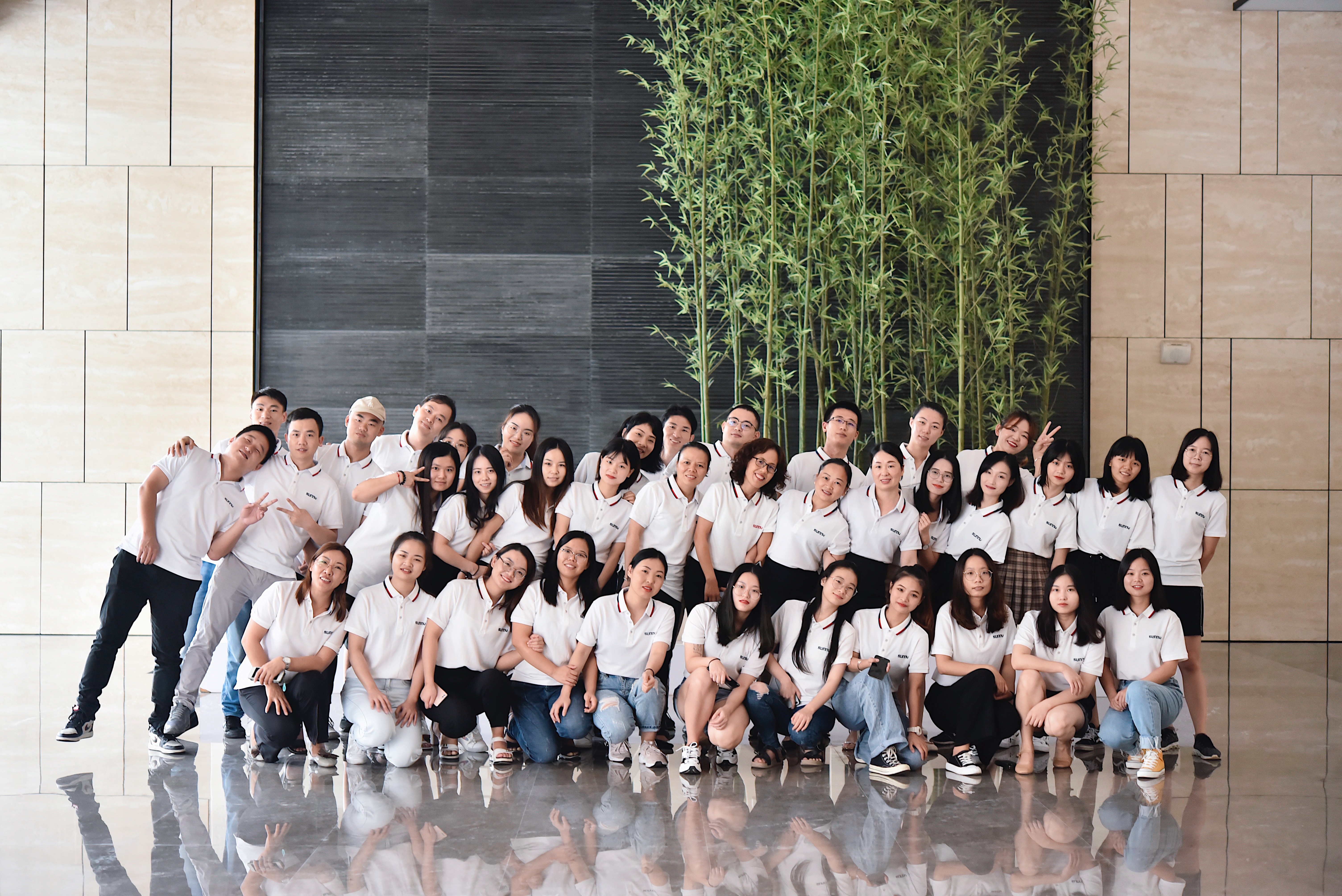 Air freight shipping agent From China to Europe with Door to door cheap rate