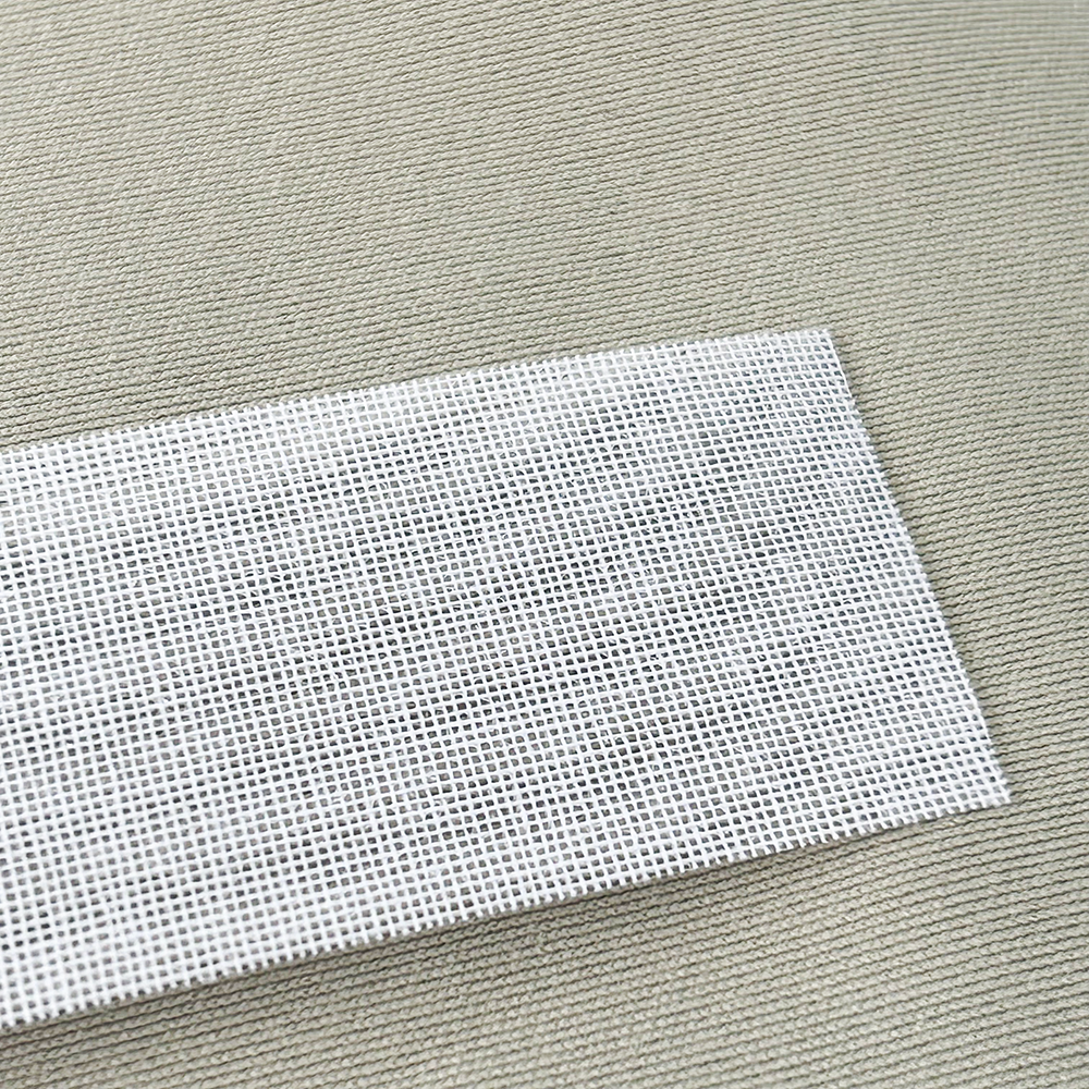 Rigid waist lining