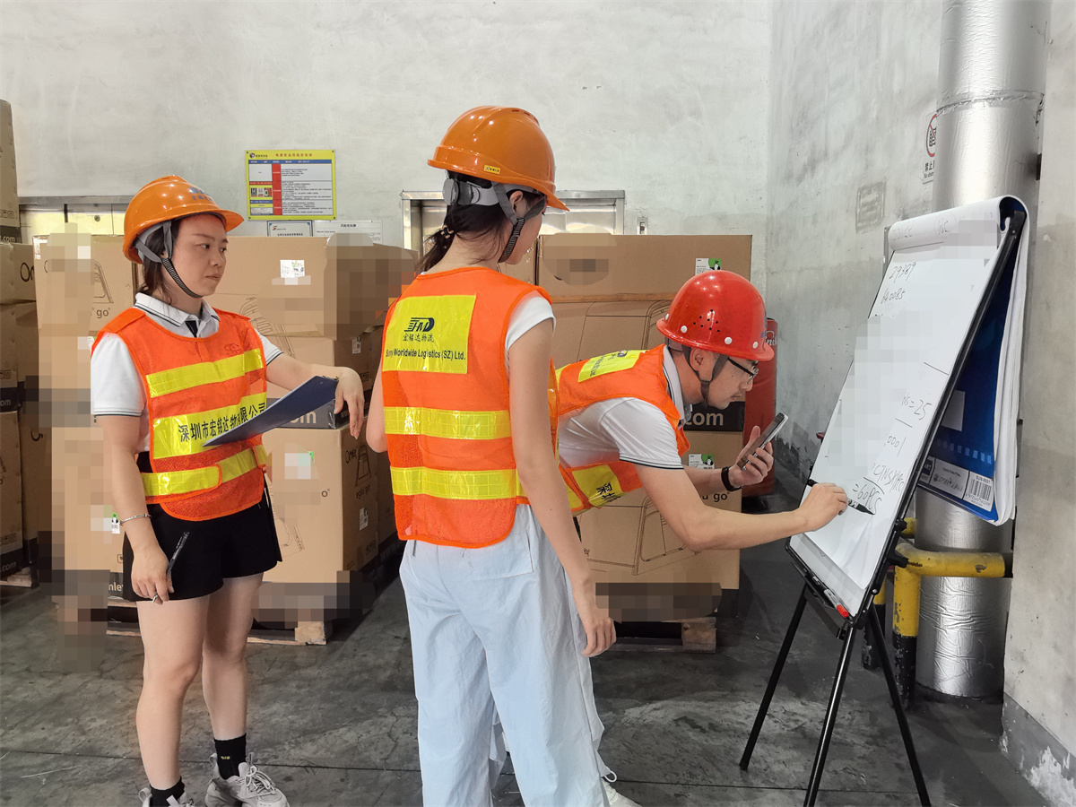 Have You Been Cheated by Freight Forwarders When Shipping Air Freight to Middle East for Amazon?