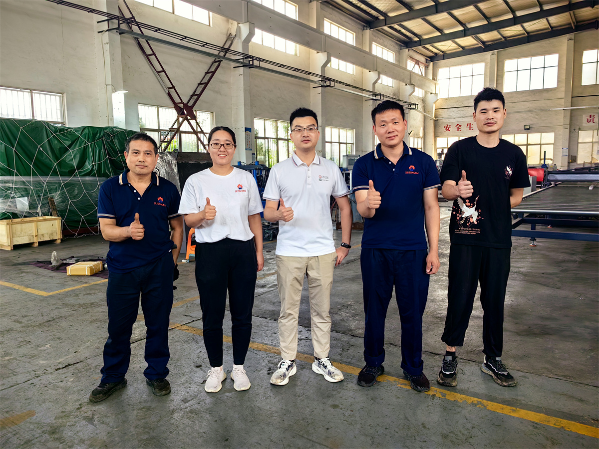 El envío de la mañana llega al mediodía a China al servicio de carga DDP de Dubai el mismo día
