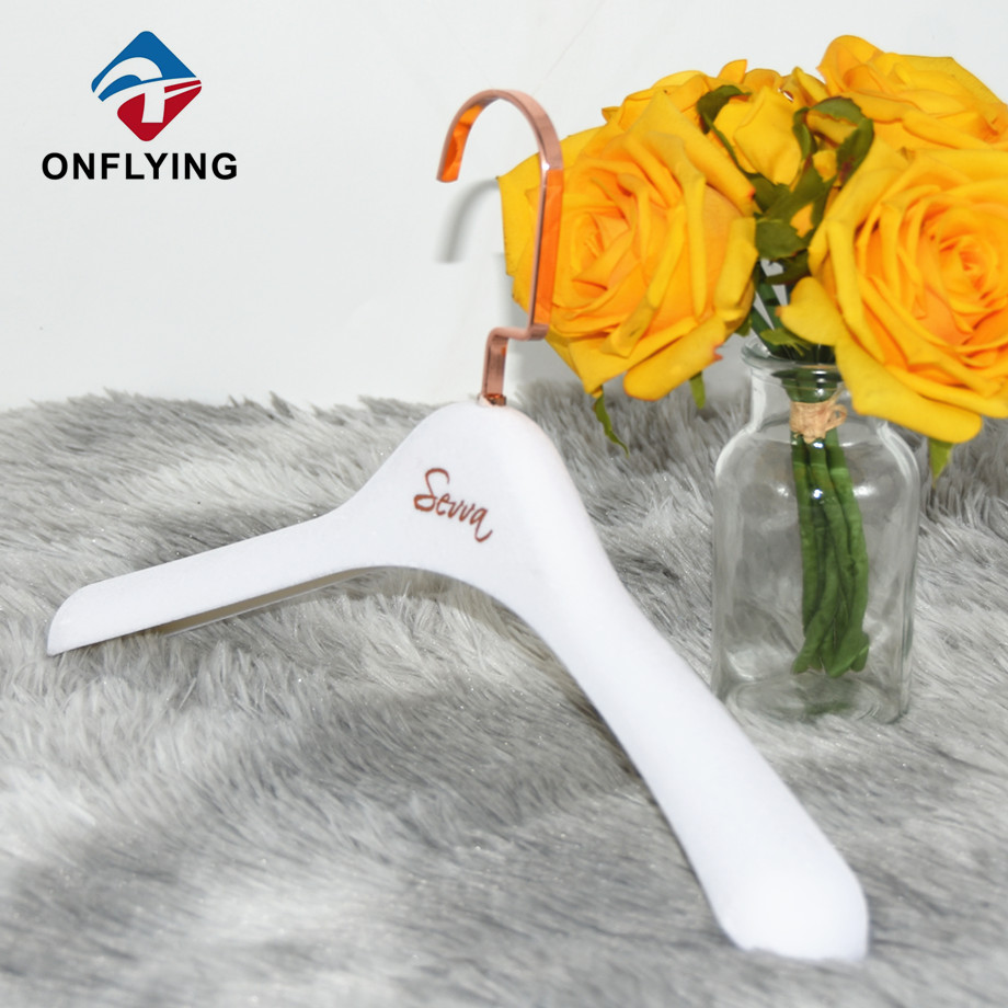 내구성있는 흰색 귀여운 어린이 커스텀 옷 장미 골드 스퀘어 후크 벨벳 행거 차이나 공장