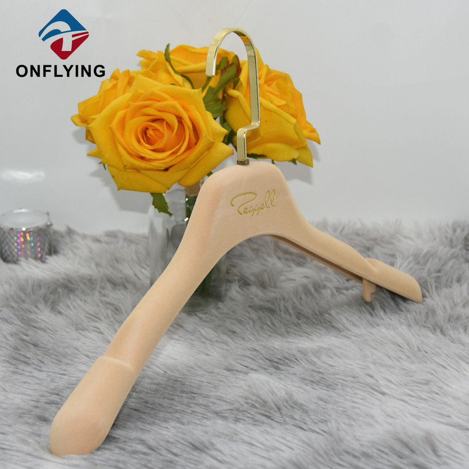 Dress Plastic Hangers Factory Manufacture