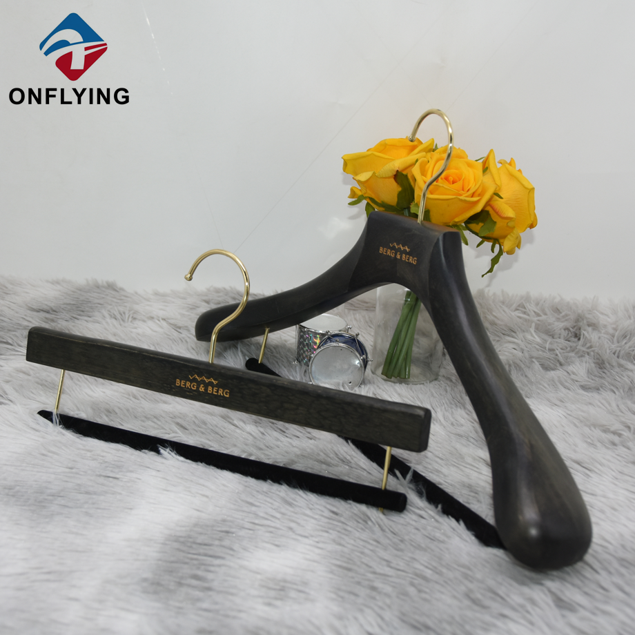 ホットセールスカスタムアダルトスーツパンツセット木製服ハンガー中国のサプライヤー