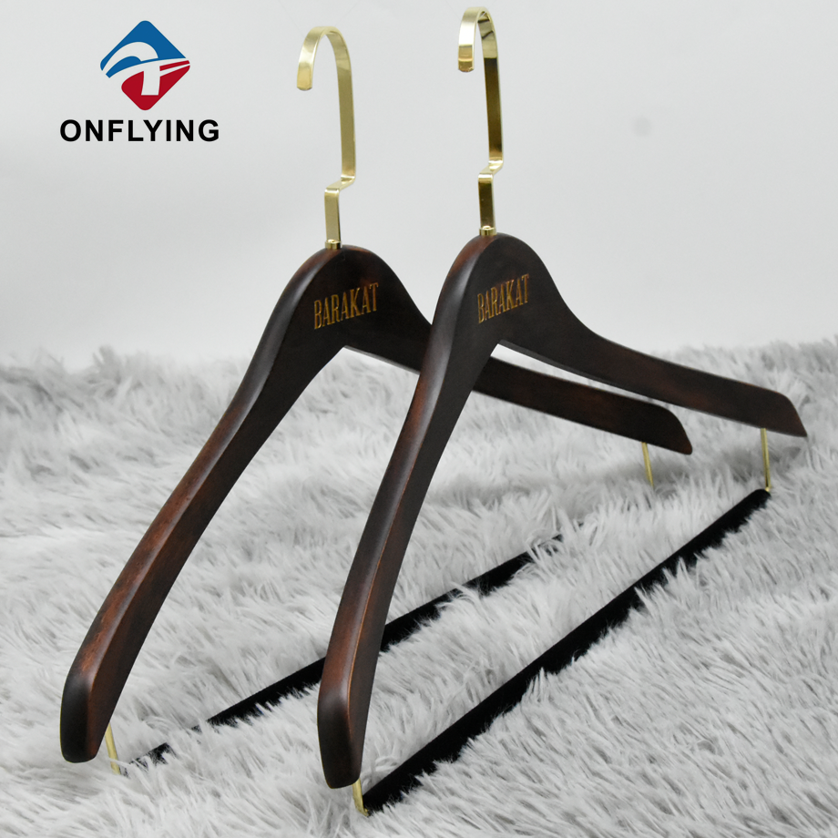 スイベルフックスリムスーツソリッドウッドガーメントラグジュアリーハンガーチャイナファクトリー