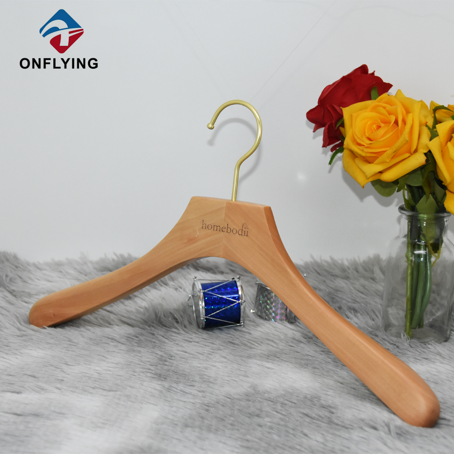 衣料品店のための耐久性のあるカスタム高品質の木製ハンガー