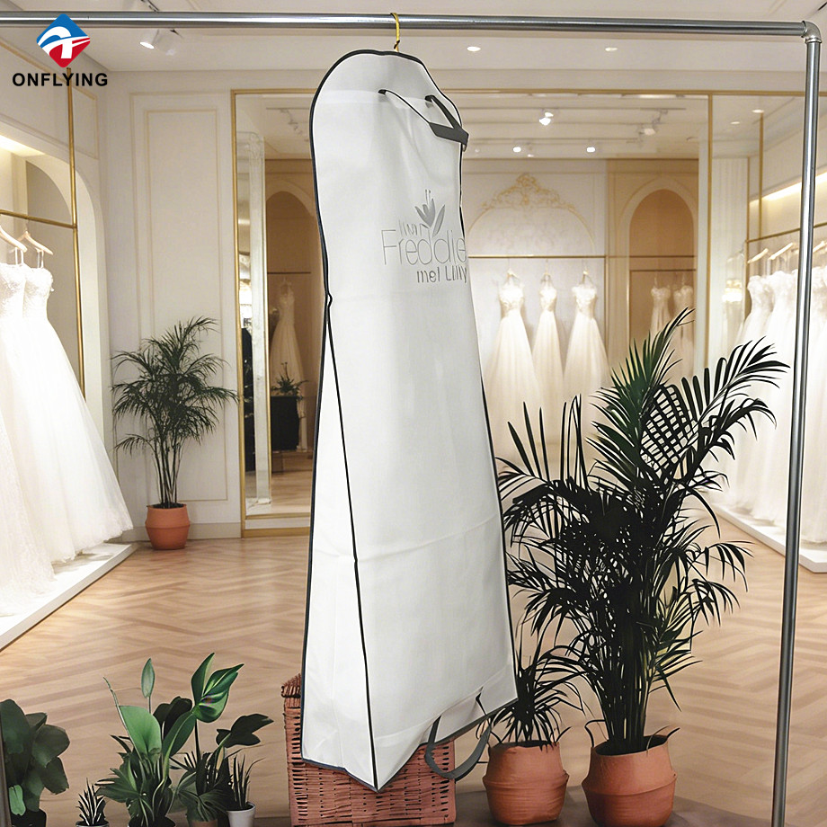 Fashion High Quality Dustproof Non Woven White Garment Dress Bag Manufacturer China