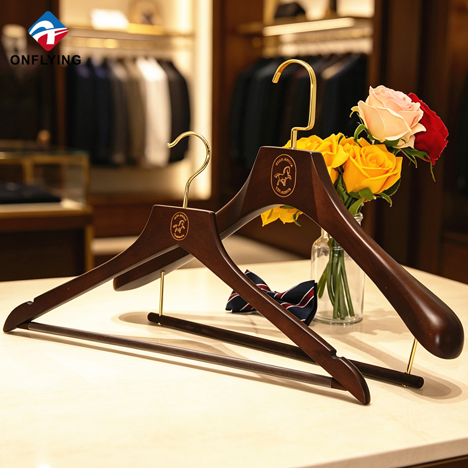 Luxury Heavy Duty Wide Shoulder Brown Lotus Wood Suit Hanger with Velvet bar Supplier China - COPY - hg0pbg