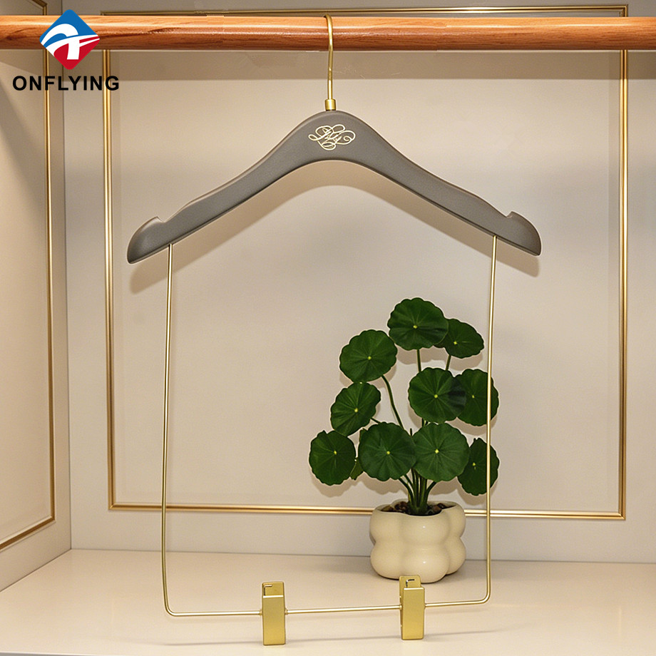 Practical Personalized Store Non-Slip Custom Beech Wood Dress Pants Hanger Set Factory China - COPY - 5h8747