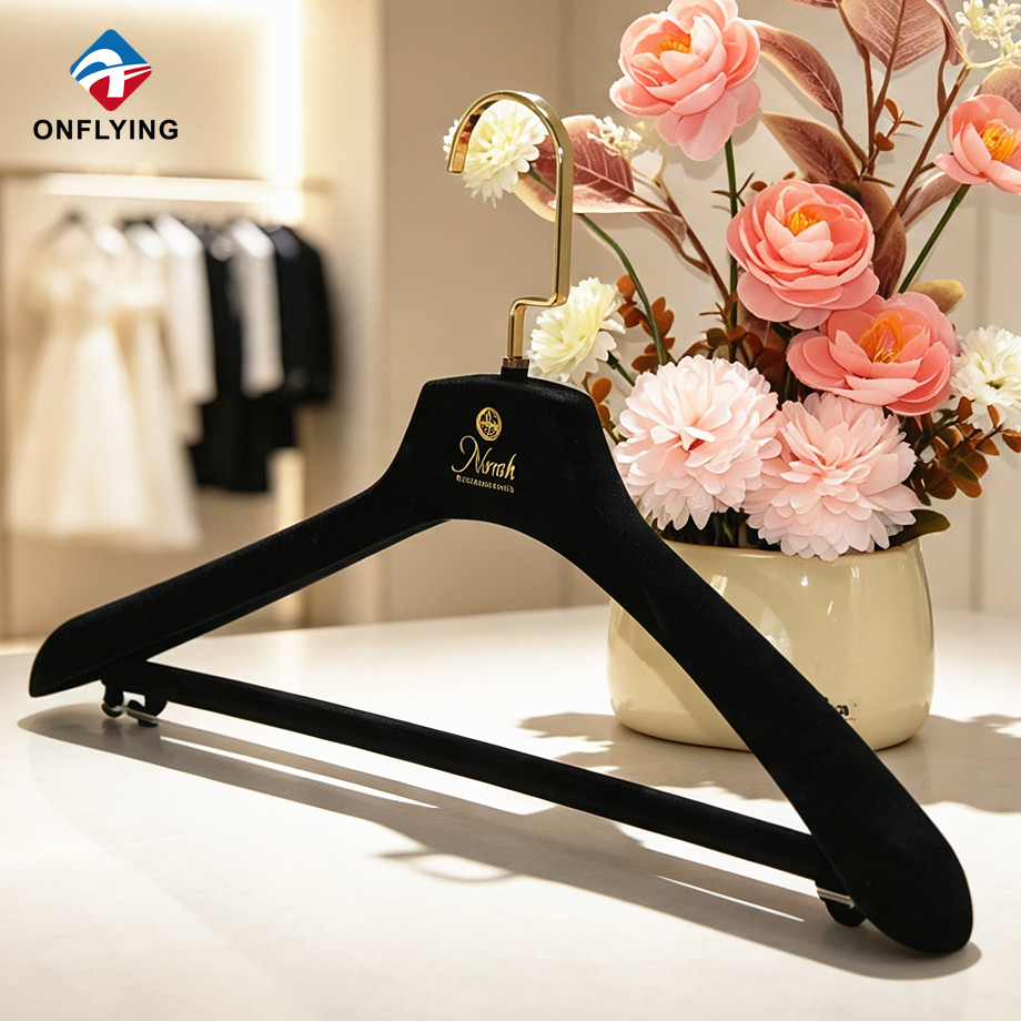 Premium Elegant Boutique Grade Non-detachable Black Velvet Clothes Custom Hanger Factory China