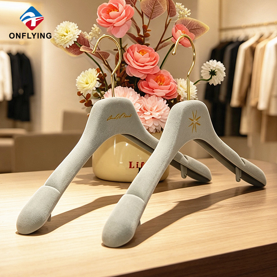 Premium High-end Durable Anti slip Velvet Flock Dress Hanger Set Custom logo Factory China