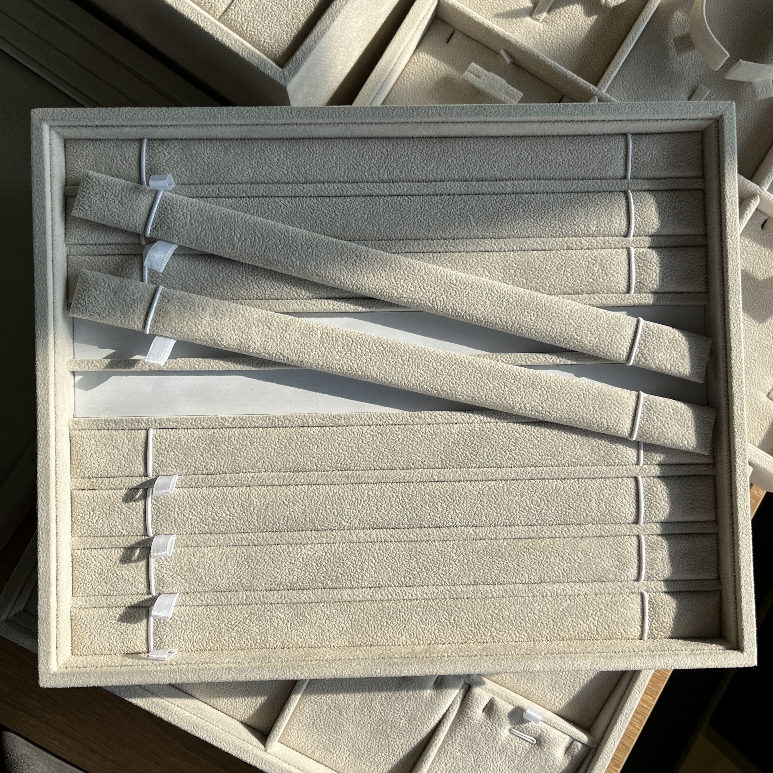 apilable joyería bandeja de madera pulsera bandeja de bandeja de pulsera móvil