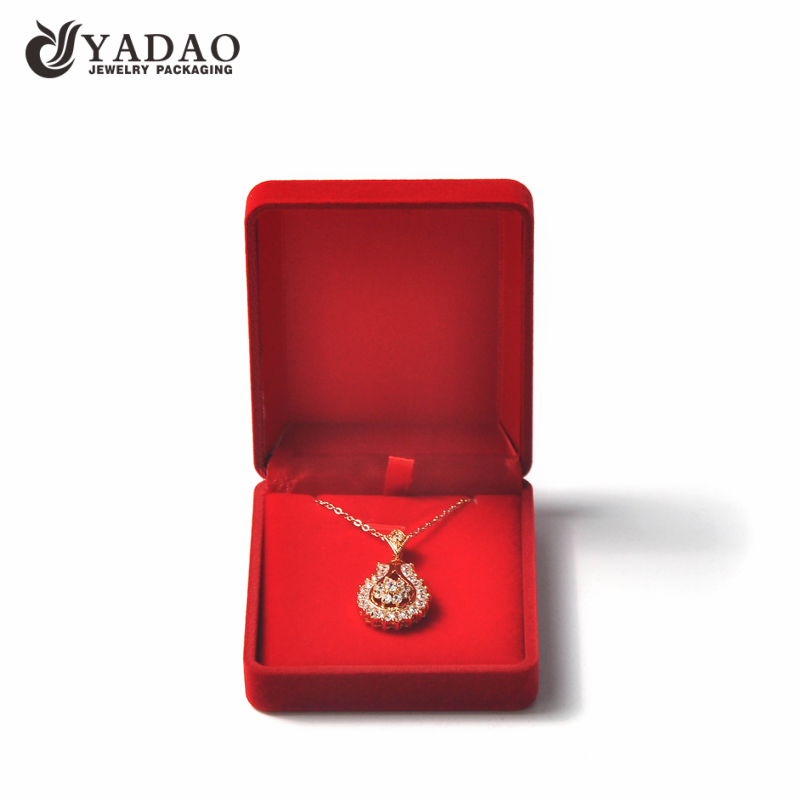 Boîte à bagues couple en velours de plusieurs couleurs différentes pour bague en argent et bague de fiançailles