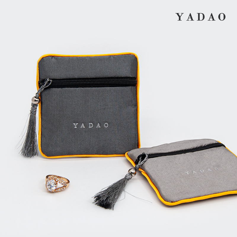 Thiết kế dây kéo tua rua bán chạy bao bì trang sức tiền xu tiện lợi để mang theo túi sa tanh nhỏ