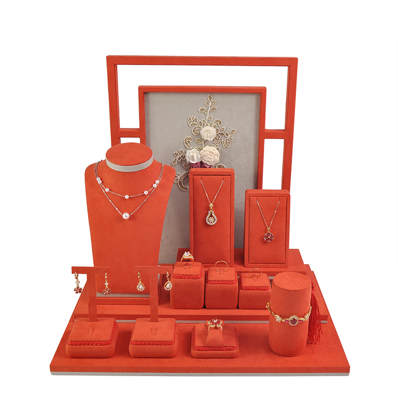 Tampilan Perhiasan Desain Baru Kalung Suede Anting Dada Cincin Gelang Berdiri Grosir