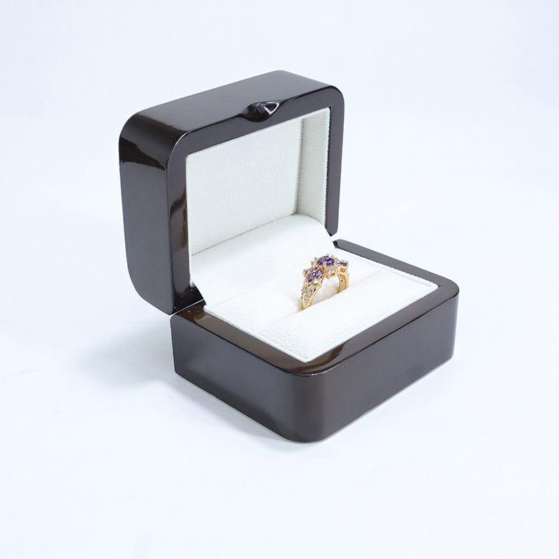 Wholesale Jewelry Box Ring Earrings Necklace Box Wooden Packaging with You Logo for Various Color