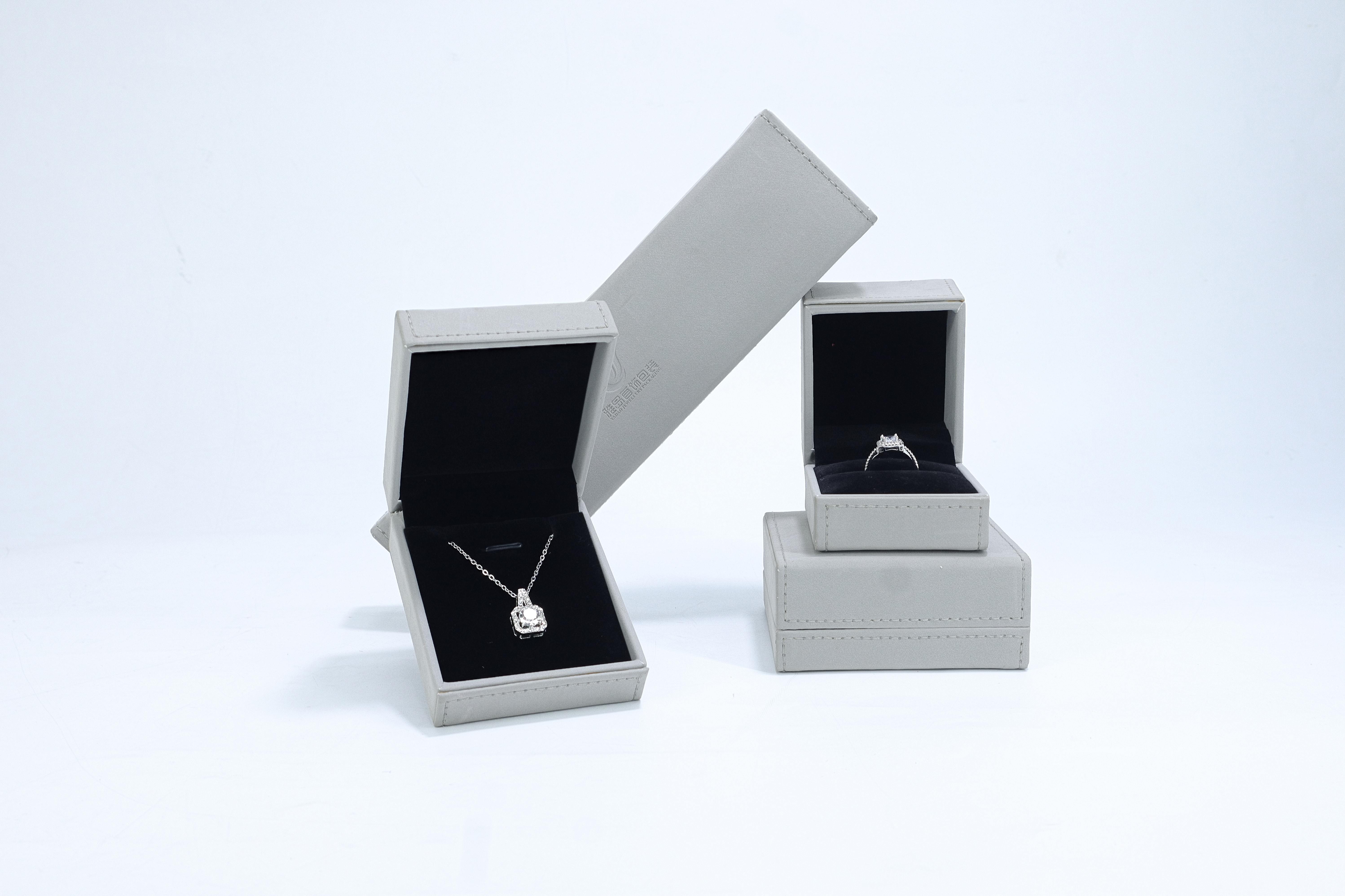 Luxury Grey Jewelry Box Custom Material Logo Bracelet Bangle Ring Pendant Box