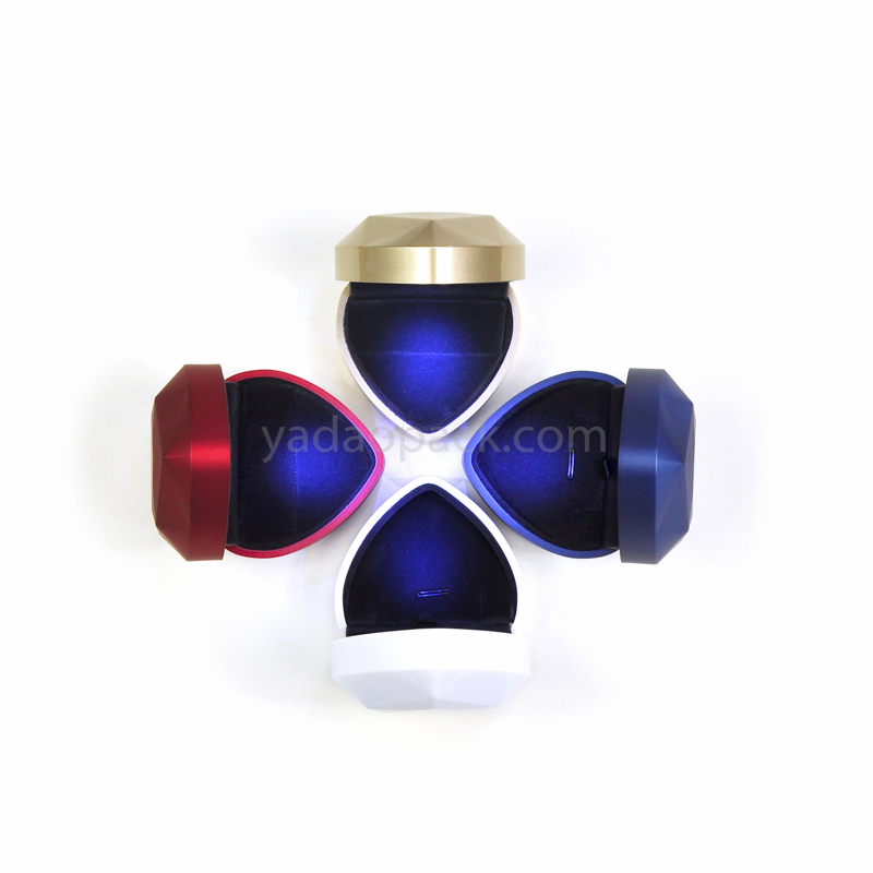 Led Ring Box Hjerte Smykker Emballage Brugerdefineret smykkeæske Halskæde Box med lys