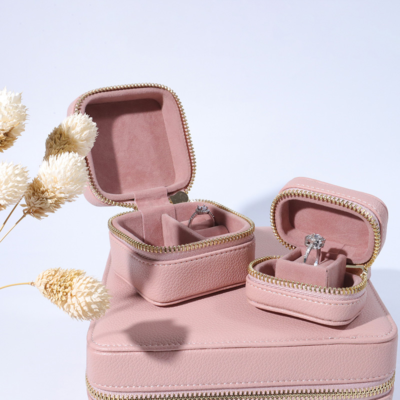 জুয়েলারী কেস বড় মাঝারি ছোট কাস্টম পু লেদার প্যাকেজিং কেস গয়না জন্য