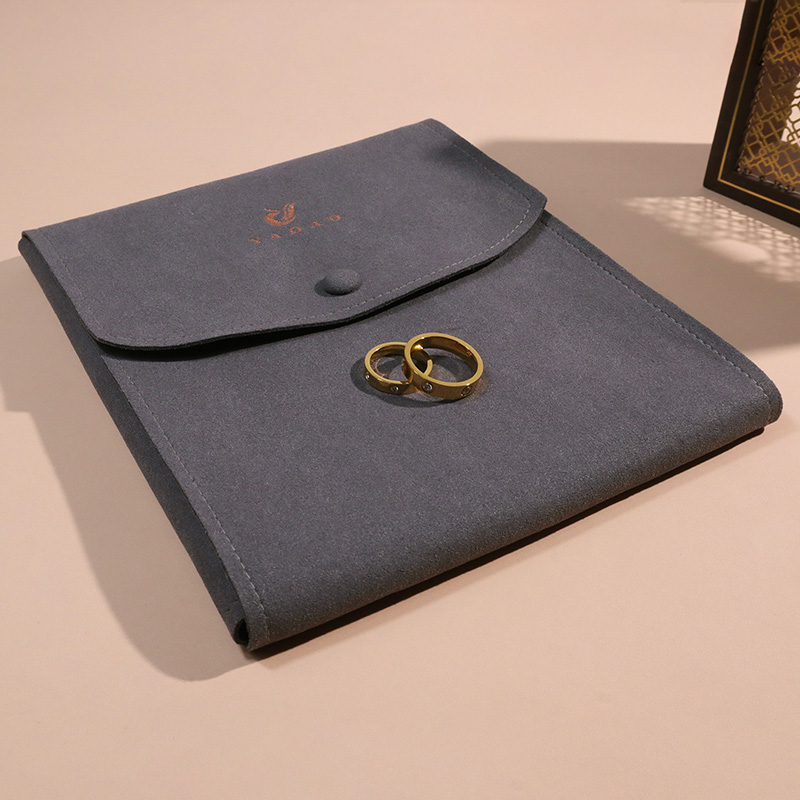 China Necklace Jewelry Pouch Microfiber Big Jewelry Bag Custom Size Color manufacturer