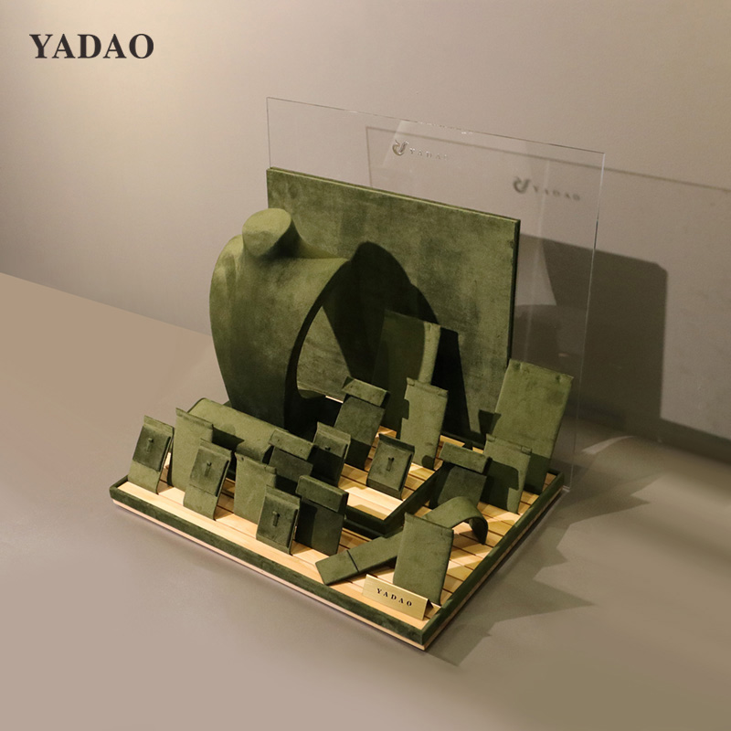 벨벳 포장 보석 가게 디자인 사용자 정의 디스플레이 세트 단단한 나무 아크릴 보드 로고 무료