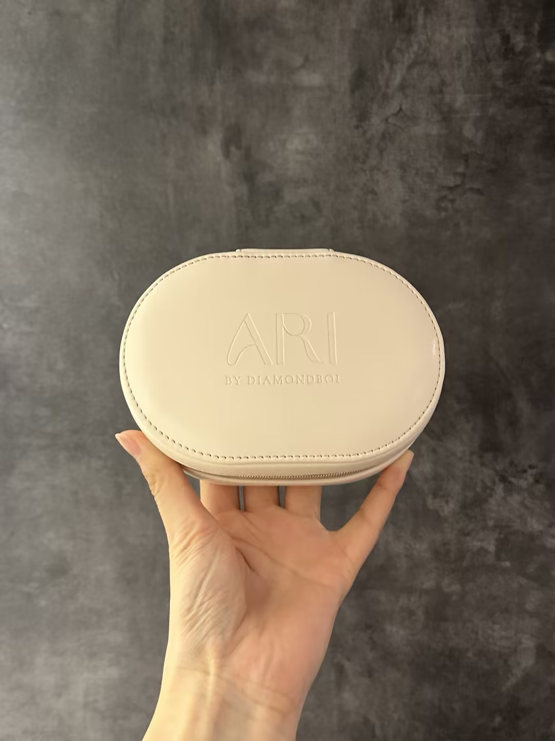 Minimalist fashion jewelry cases prettty case for gifts custom color size logo