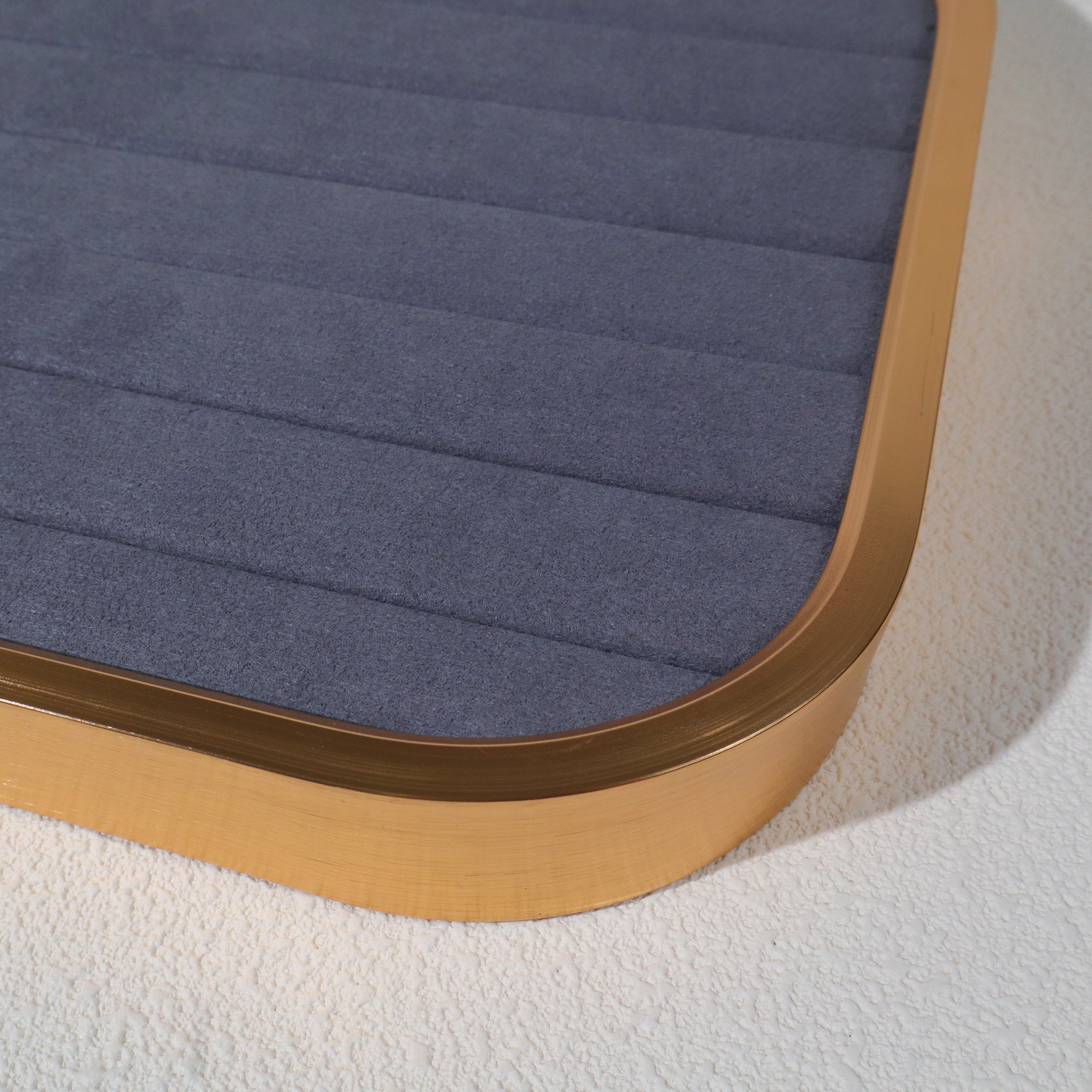 China Metal velvet rings jewelry tray minimalism jewelry display tray custom color manufacturer