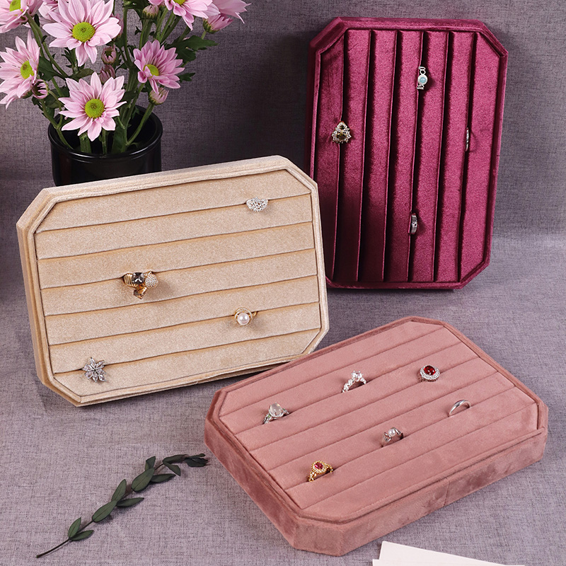 Cincin perhiasan beludru warna -warni Fashion accesorhies Butik Display Fashion Design Flat Tray