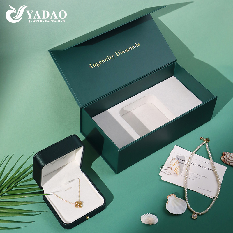 ឈុតវេចខ្ចប់អំណោយពណ៌បៃតងល្អដែលមិនចេះរីងស្ងួត