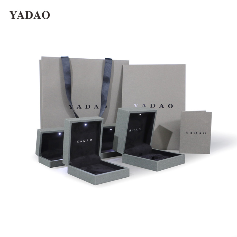 Brillance de bijoux de bijoux de bijoux conception de diamant brillant LED Brilly Brilly