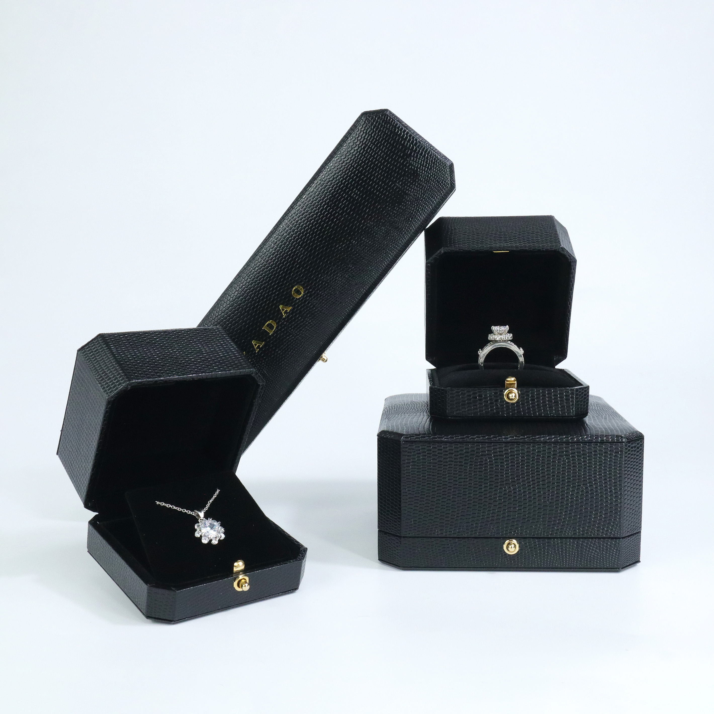 YADAO Personalised Black Pu Leather Jewelry Box with Button for Ring Bracelet Necklace Wholesale