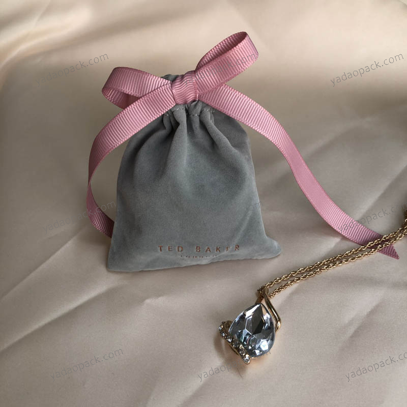 Yaodaoカスタムロゴプリントサングラス時計ネックレスブレスレットギフト巾着ジュエリースエードポーチ