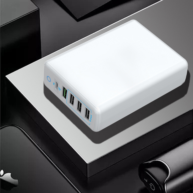 中国 60W PD快速充电USB C充电器QC 3.0端口和3个USB端口快速充电器 制造商