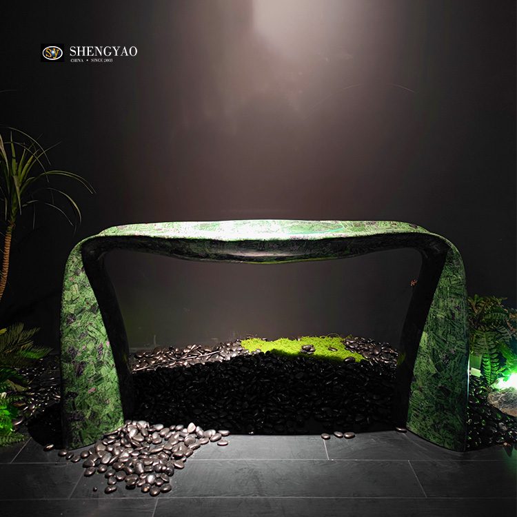 طاولة وحدة التحكم باللون الأحمر والأخضر الزمردي خاتا