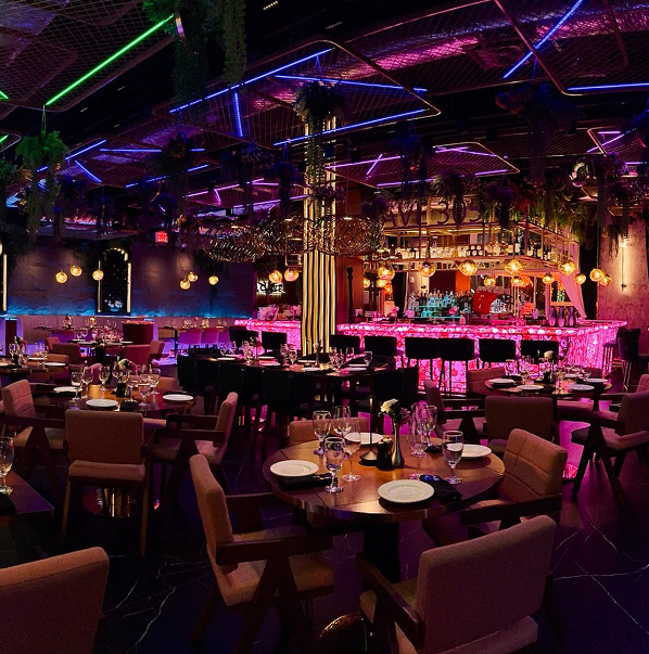 Restaurant Agate Backlit Bar Counter